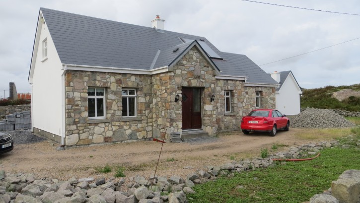 Teach Mor, Inverin, Co. Galway. Teach Mor, Inverin, Co. Galway.