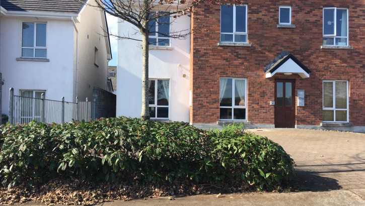 17 Sli Gheal, Ballymoneen road, Knocknacarra, Galway. 17 Sli Gheal, Ballymoneen road, Knocknacarra, Galway.