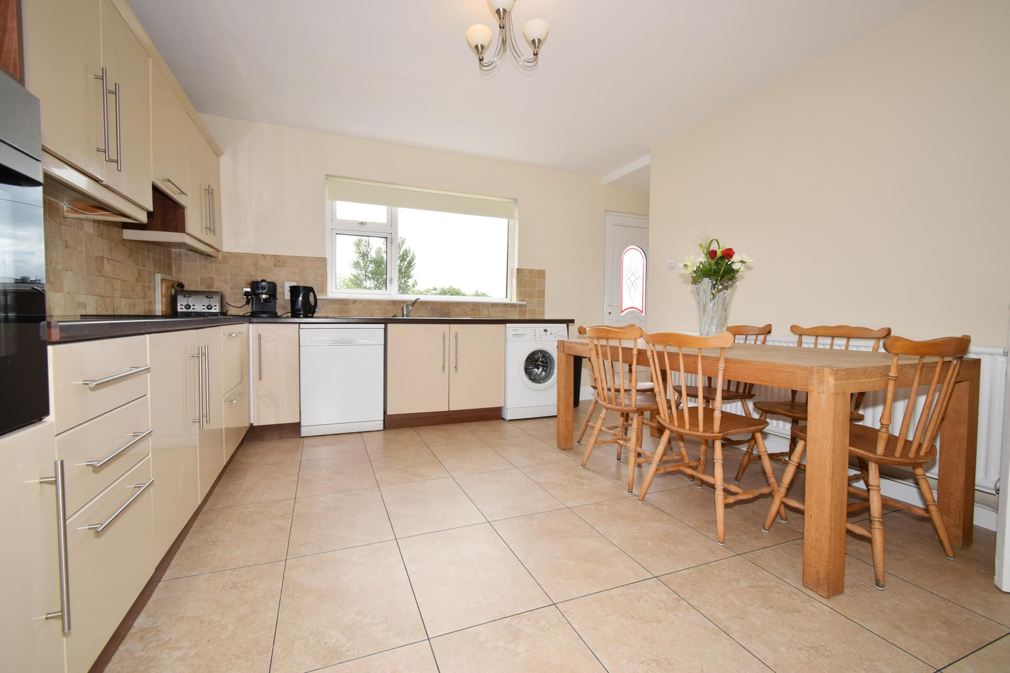 36 Glenanail Drive, Riverside, Galway. Lynch Auctioneers, Galway.